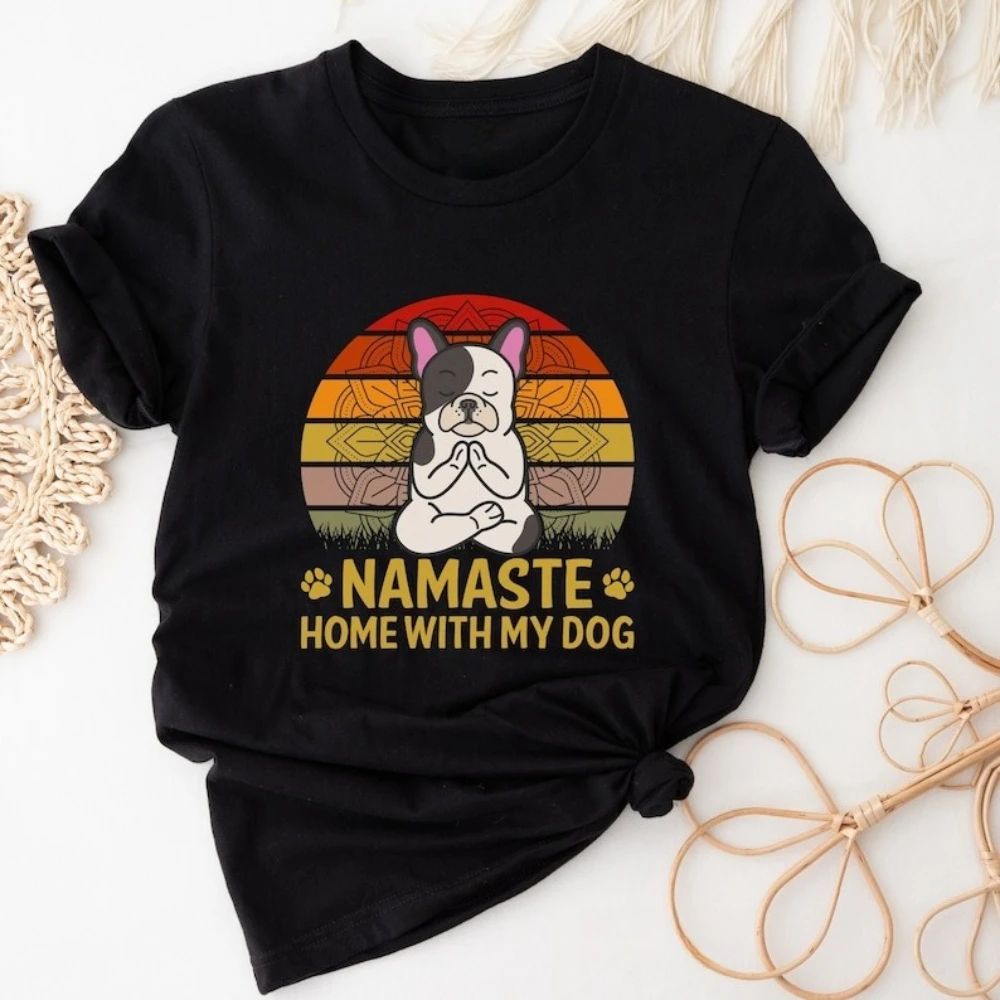 Pilates Yoga Instructor - T-shirts graphiques Namaste Yoga, méditation, chien,